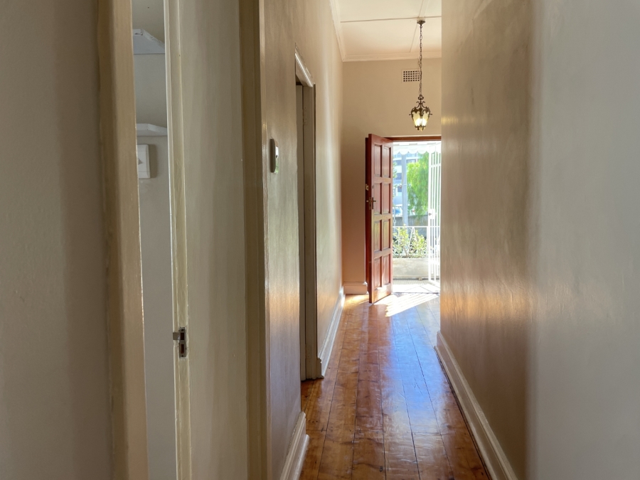 To Let Commercial Property for Rent in Sea Point Western Cape